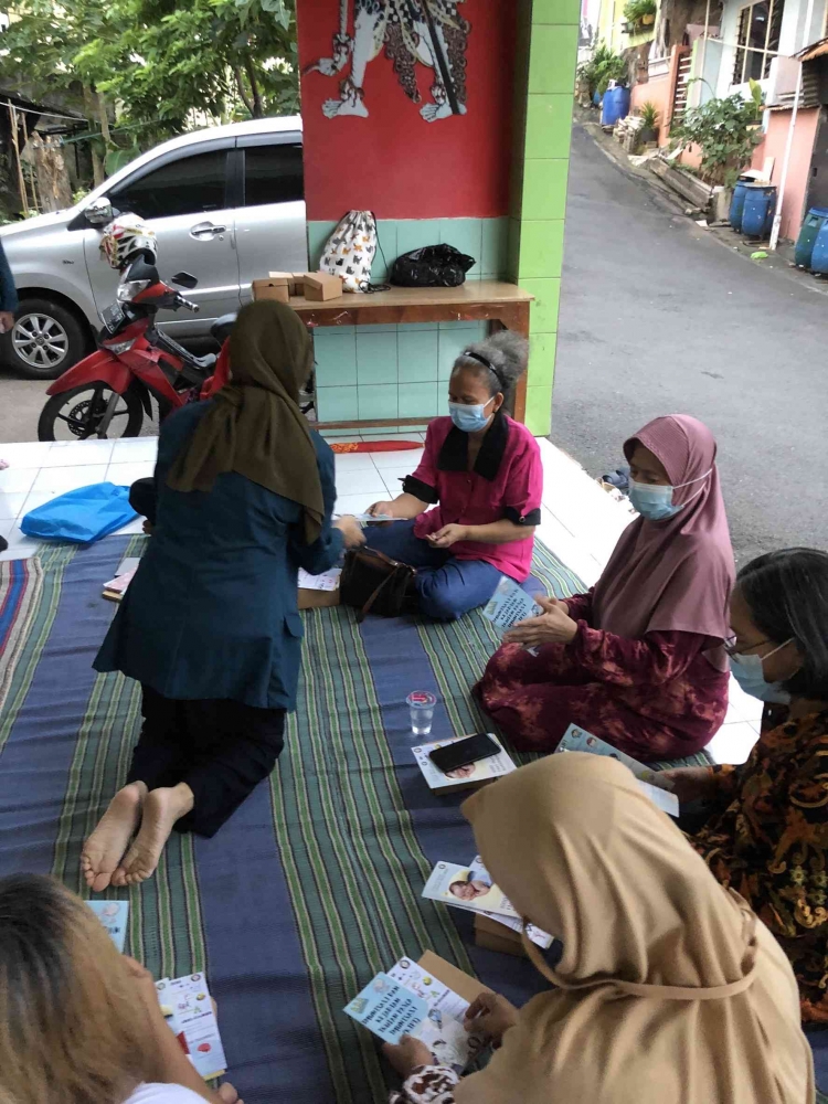 Cegah Stunting Dengan Asi Eksklusif Dan Imunisasi Bersama Mahasiswa Kkn Undip 2022 Halaman 1 Cegah Stunting Dengan Asi Eksklusif Dan Imunisasi Bersama Mahasiswa Kkn Undip 2022 Halaman 1