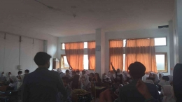 Dokpri: Antusiasme siswa SMA kelas 12 Al-Falah terhadap pelaksanaan edukasi dan sosialisasi