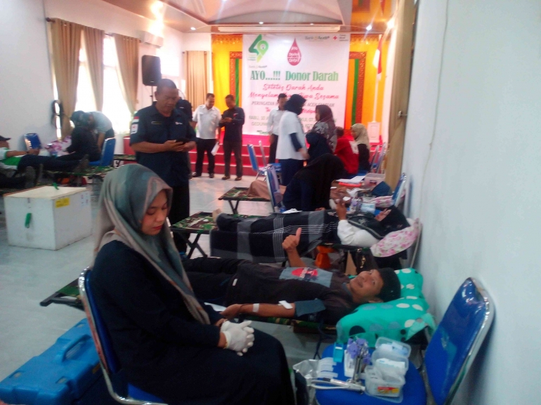 Kegiatan Donor Darah Bank Aceh Syariah cabang kota Sabang dalam Rangka HUT ke-49 (Doc Istimewa-Rachmad Yuliadi Nasir)