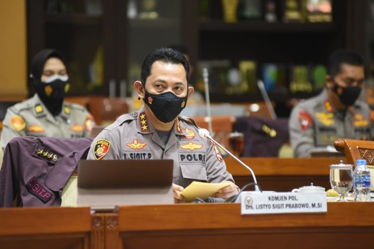 Kali pertama dalam sejarah Kepolisian Republik Indonesia, pengumuman tersangka pembunuhan dilakukan dan dihadiri oleh 7 jenderal polisi sekaligus. (Foto: KOMPAS.com) 
