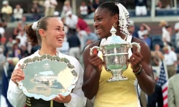 Di usianya yang ke 17 Serena Williams berhasil mengalahkan  Martina Hingis di tahun  1999 pada final  US Open.  Photo : Jamie Squire/Getty Images.