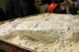 Bahan baku bedak bayi Johnson adalah talc yang lapisannya di bumi berdekatan dengan lapisan asbes. . Photo: Pixabay