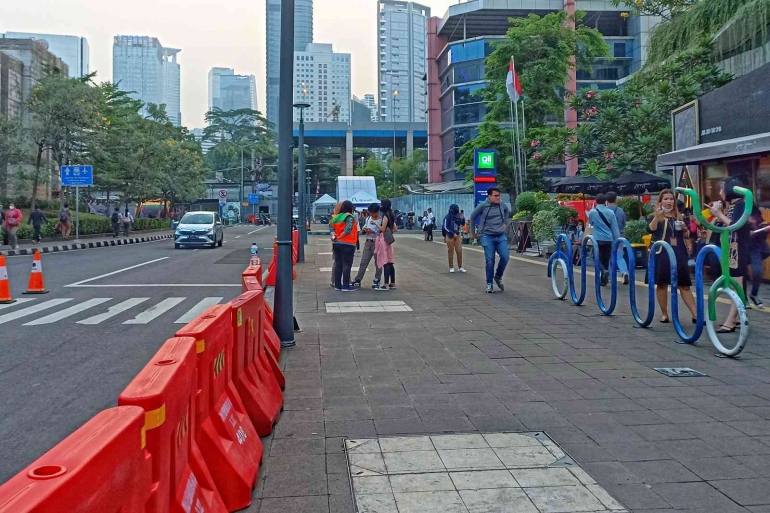 Area yang biasanya ramai dipadati orang, kini mulai sepi (foto by widikurniawan)