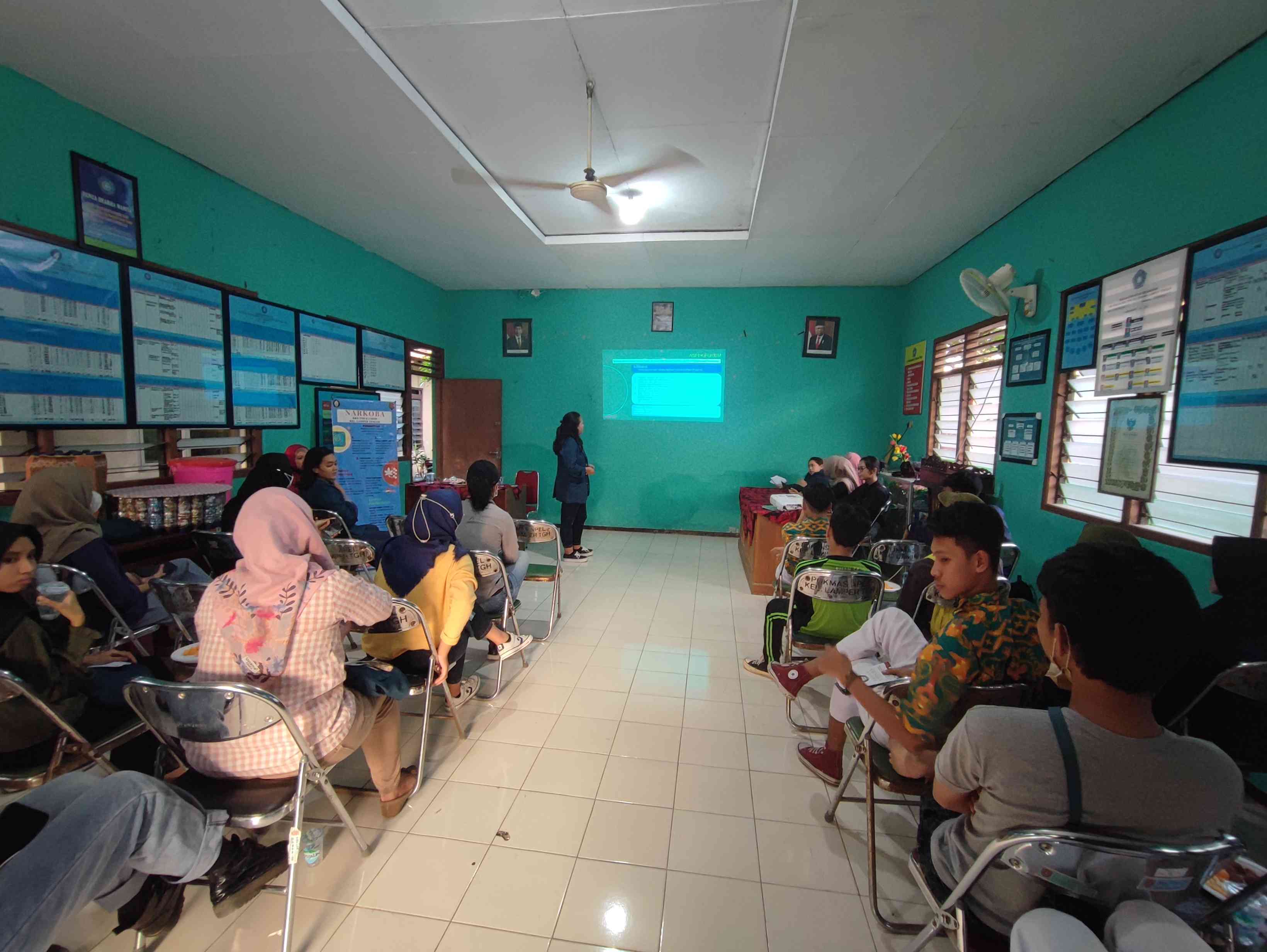 Generasi Milenial Bebas Narkoba! Mahasiswa KKN Tim II Undip Lakukan ...