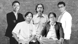 Lima peneliti lukisan gua purba yang mendapat Penghargaan Achmad Bakri 2022 (Sumber: tribunnews.com)