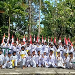 Karateka ESTIB, JKC Jotangan dan AT TAUBAH ikut Launching Omah Bendera Wonosegoro. Dokpri