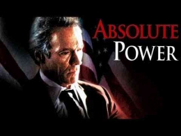 Absolute Power dibintangi Clint Eastwood (sumber youtube.com)