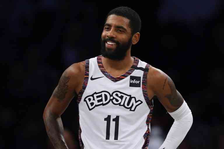 Kyrie Irving sebagai Uncle Drew |sumber : Getty Images via www.cheatsheet.com