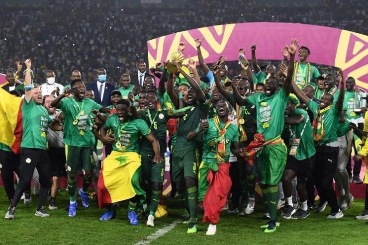 Melihat dari reputasinya kita sudah mampu menilai pemain-pemain Afrika memang memiliki ciri khas yang menonjol serta kehebatan (Foto: KENZO TRIBOUILLARD /AFP via KOMPAS.com)