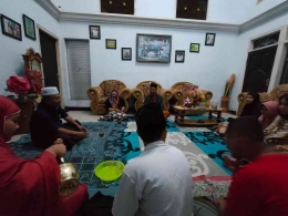 Diskusi Kelompok KKN 346 dengan bapak M. Fathorrozi dan BUMDes Syariah Dawuhan (Dokpri)