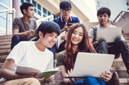 Mahasiswa gap year memiliki risiko dan manfaat tersendiri. Sumber: Shutterstock via Kompas.com