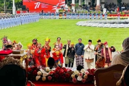 Penyanyi cilik Farel Prayoga menyanyikan lagu Ojo Dibandingke di Istana Merdeka pada peringatan HUT RI ke-77 (Foto: Kompas.com)