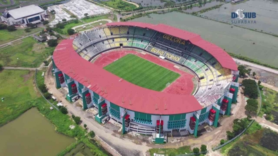 Pemandangan Stadion Gelora bung tomo Surabaya ( Dishub Surabaya )
