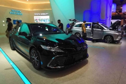 Toyota New Camry Hybrid (dokumen pribadi)