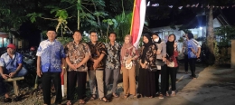 Dokpri (Kelompok KKN 119 bersama Kepala Dusun Krajan 1)