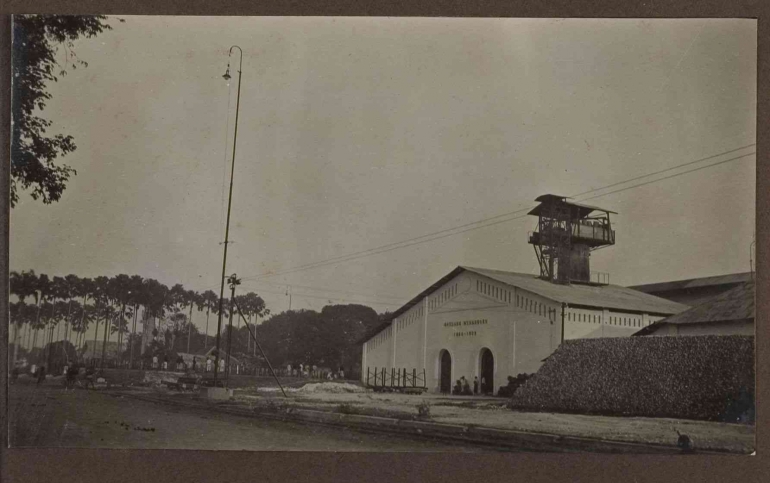 Pabrik Gula Gondang Winangoen Tahun 1920 (Sumber: KITLV)