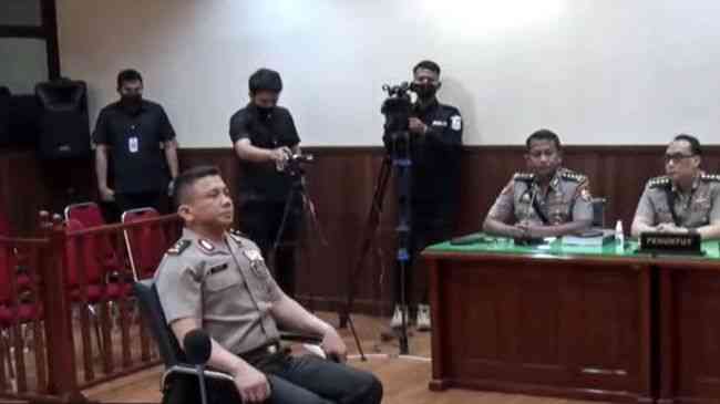 Ferdy Sambo dalam sidang kode etik di Gedung TNCC Polri (sumber foto: CNNIndonesia)