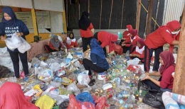 Pengelolaan dan Pemilahan sampah rumah tangga di Pasuruan sesuai regulasi UUPS 18-2008. Sumber: DokPri