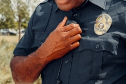 Kepolisian negara bagian adalah unik menurut sifat dan kesesuaian wilayah. Tugas umum kepolisian ini ialah menegakkan hukum dan menyidik kriminalitas (pexels)