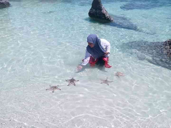 Pantai batu berlayar (dokpri)