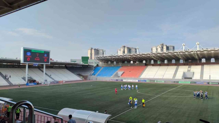 Suasana pertandingan Divisi 2 Liga Rusia FNL 2 Grup 4 FC Chelyabinsk v FC Zenit Izhevsk (Dokumen pribadi)