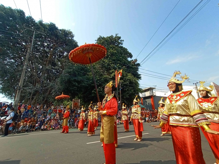 Peserta tampil dengan tarian khas Lampung, Tari Bedayo Tulang Bawang - dok. Mochammad Luki Azhari