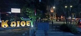 Kajoetangan Heritage di waktu malam. Foto : Parlin Pakpahan.