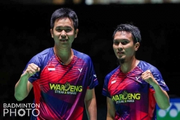 Hendra Setiawan (kiri) dan Mohammad Ahsan (kanan), via Badminton Photo