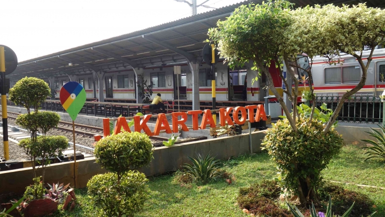 Penampakan Stasiun Jakarta Kota, tertata rapi (Dokumen pribadi)