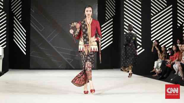 Ilustrasi pakaian kebaya karya Era Soekamto|dok. CNN Indonesia/Hesti Rika