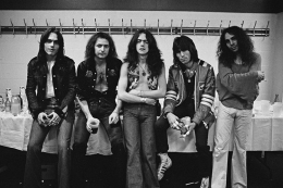 Rainbow adalah band rock lawas yang terbentuk sejak 1975. (sumber: billboard.com via kompas.com) 