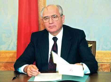 Mikhail Gorbachev ketika mengumumkan pengunduran dirinya sebagai Presiden Uni Soviet pada 25 Desember 1991 | Sumber Gambar: naragetarchive.com