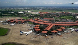 Bandara Soekarno-Hatta, Tangerang. Sumber: Gunawan Kartapranata / wikimedia