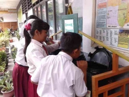 Pentingnya Bank Sampah Sekolah untuk mengajarkan siswa mengelola sampah sejak dini (Foto: Akbar Pitopang)