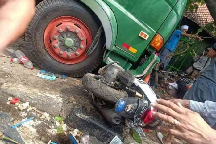 Kecelakaan truk trailler di Bekasi (foto: Kompas.com)