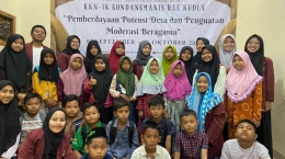 Foto: Dokumentasi Bimbel Bersama Anak-Anak Desa Gondangmanis (Dokpri)