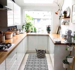 Desain dapur minimalis U Shape, Foto : fifimcgee.co.uk 