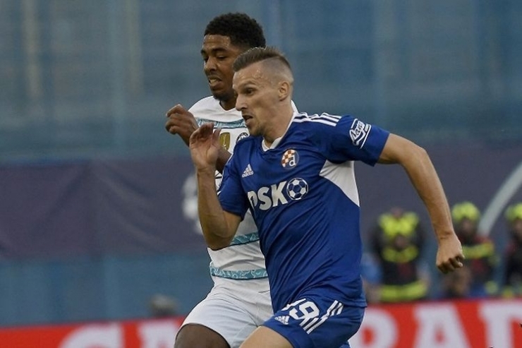 Mislav Orsic menjadi penentu kemenangan Dinamo Zagreb pada laga kali ini. Laga Dinamo Zagreb vs Chelsea berakhir 1-0 untuk kemenangan tim tuan rumah. (AFP/DENIS LOVROVIC via kompas.com)