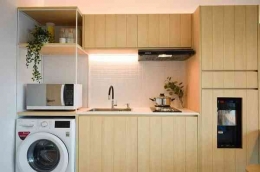 Mesin cuci di dalam kitchen set, Foto : arsitag.com