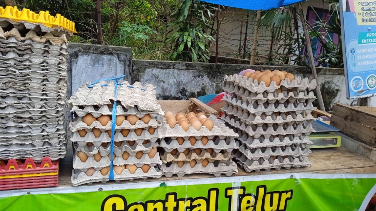 Harga telur di sini 26 ribu/kilo (dokpri by IYeeS) 