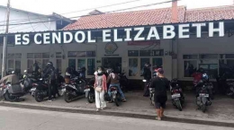 Salah saru tempat penjual Cendol Elizaberh di Bandung. Photo: tribunjabarwiki.tribunnews.com