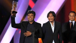 Selain sebagai sutradara, Ifa Isfansyah juga aktif sebagai produser. Ia mengangkat Piala Citra setelah film yang diproduserinya, Siti, meraih Film Terbaik pada FFI 2015/cinemapoetica.com