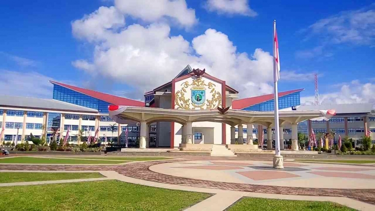 Kantor Gubernur Papua Barat. Sumber gambar: minews.id
