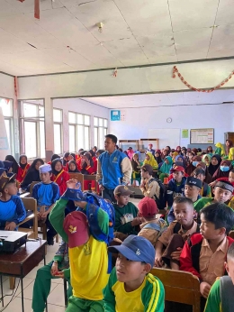 Melalui UMKM dan Pendidikan, KKN MAs Tingkatkan Pemahaman Masyarakat di Desa Kanreapia