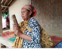 Ibu Penjual Gula Aren (sumber foto: Jabar.inews.id)