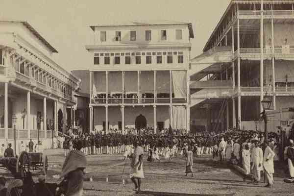Istana Zanzibar sebelum hancur karena perang (idntimes.com)