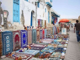 Medina atau kawasan tua di kota Kairouan, Tunisia. Sumber: Jaume Olle/wikimedia