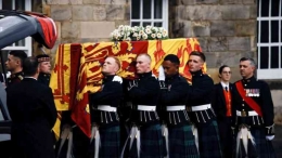  Edinburgh, Skotlandia-prosesi jenazah Ratu| Foto : what's.now