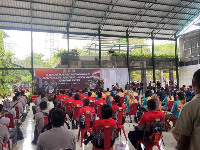 Suasana menjelang acara pembukaan Kejuaraan Menembak Kapolda Metro Jaya Cup 2021/dokpri