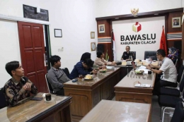 Audiensi Netfid Kabupaten Cilacap dengan Bawaslu Cilacap (dok. Netfid Kabupaten Cilacap)